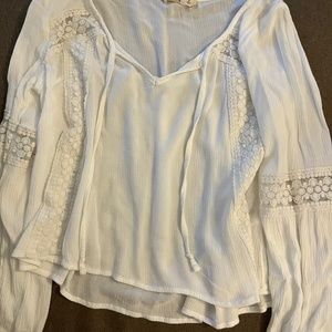 American eagle white shirt